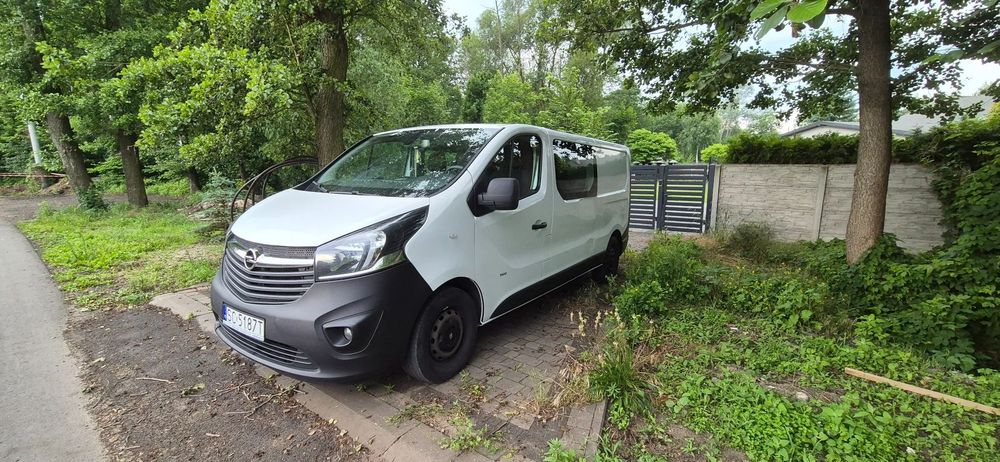Opel Vivaro OPEL VIVARO brygadówka  6 osobowy długi klima , PDC