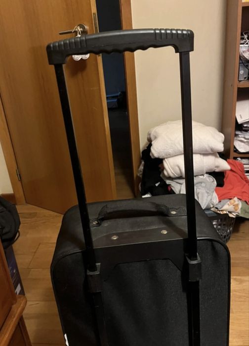 Mala de viagem preta