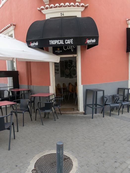 Café Bar com Esplanada nas Avenidas Novas - 34.997€ - Já devias ter comprado isto ontem