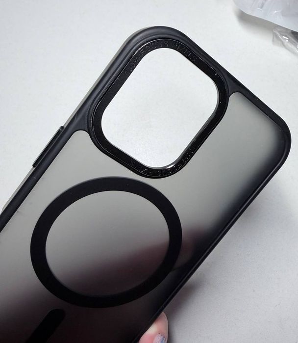 Чохол на IPhone 14 pro,17й