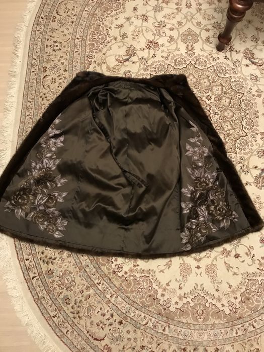 Норкова шуба  коричнева