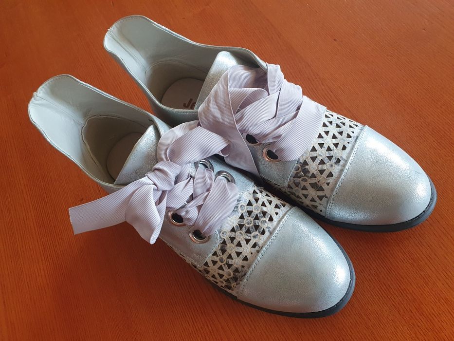 Półbuty botki  damskie 40 Jezzi