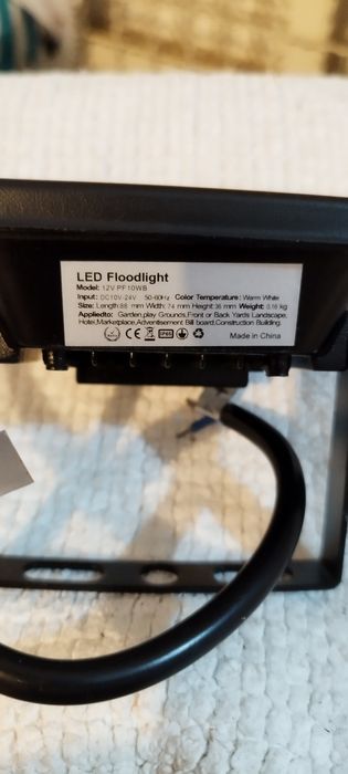 Foco holofote floodlight 10w branco quente 12-24v