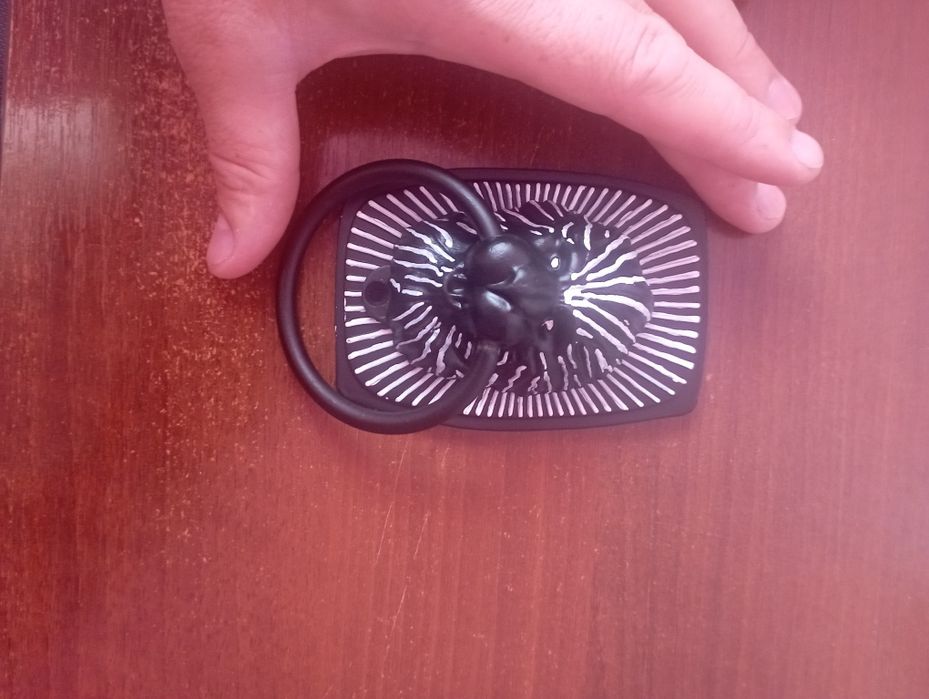 Продам дверной молоток