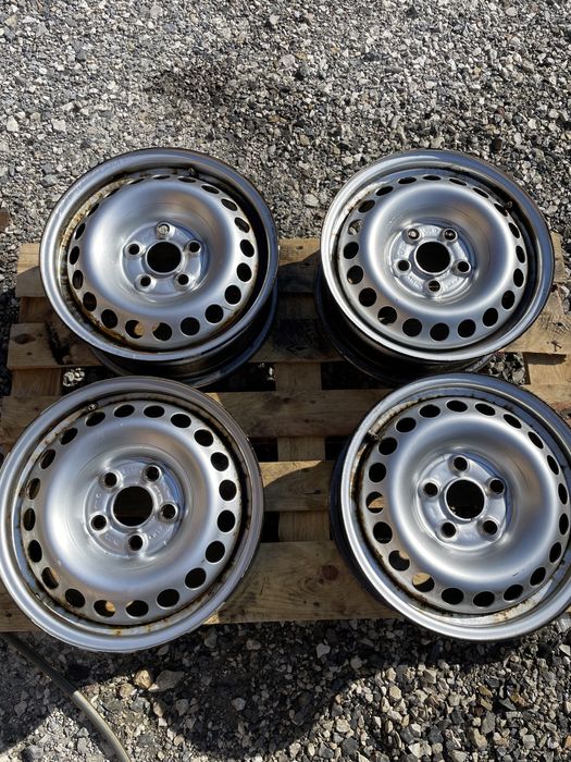 Felgi stalowe VW T5 transporter volkswagen 5x112 16 cali 6,5J et51