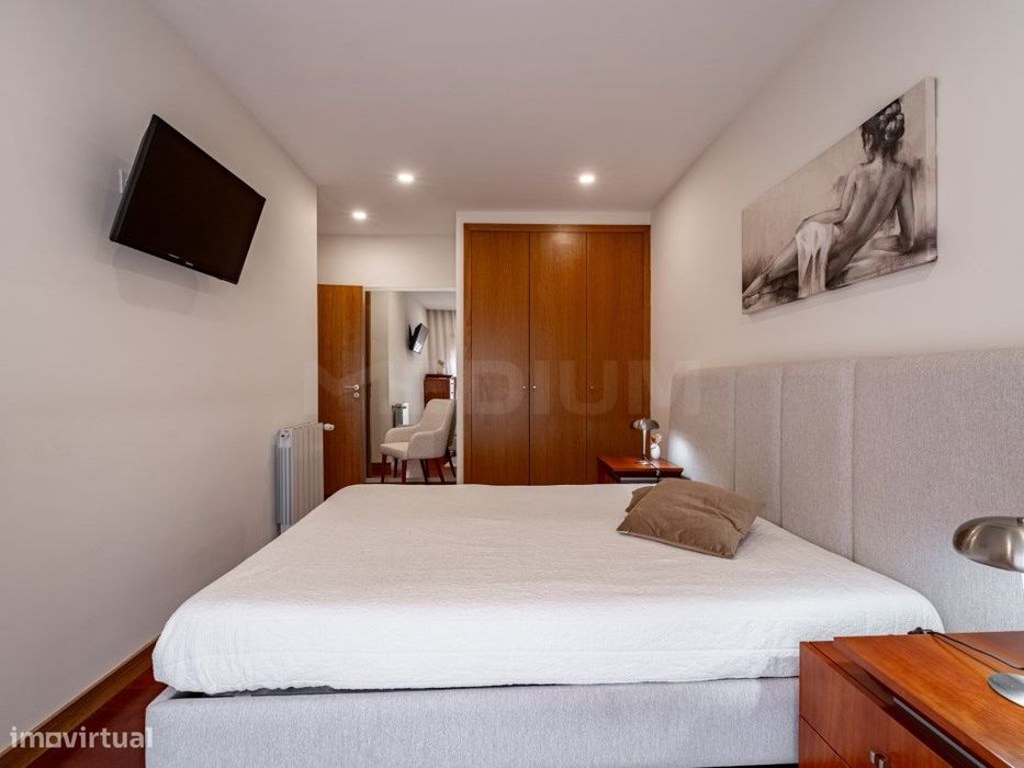 Apartamento T1+1 em Alfena