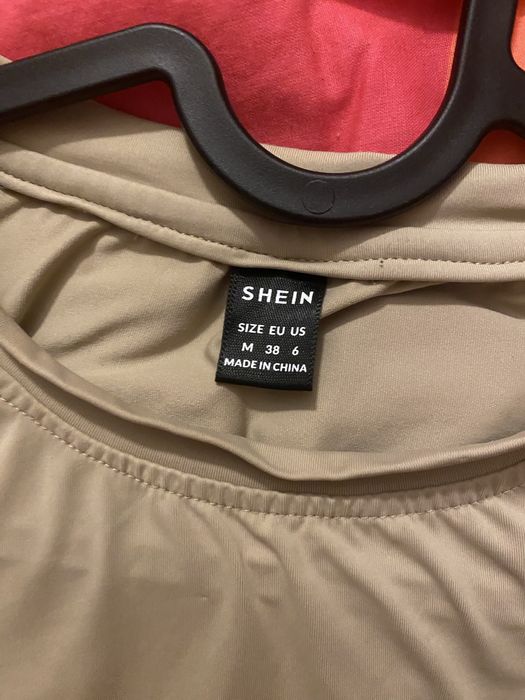 T-shirt damski beżowy