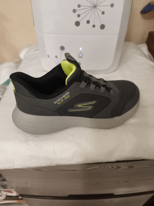 Кросівки для хлопчика Skechers 33 розмір