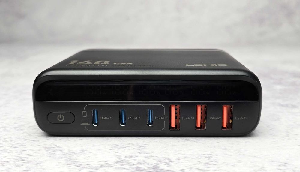 Мережевий зарядний пристрій LDNIO A6140C LED 6xUSB PD3.0 140W QC4.0