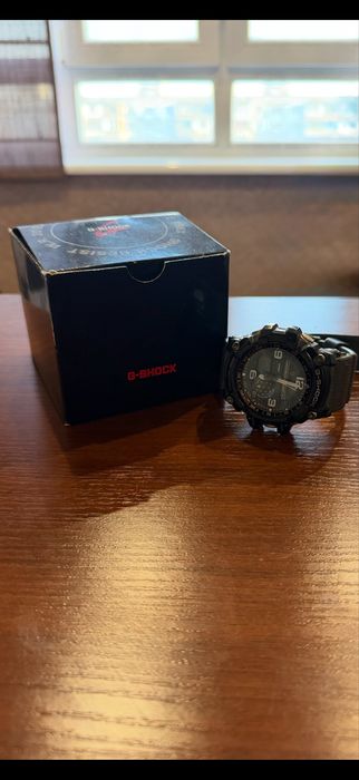 Продам годинник Casio G-Shock GG -1000