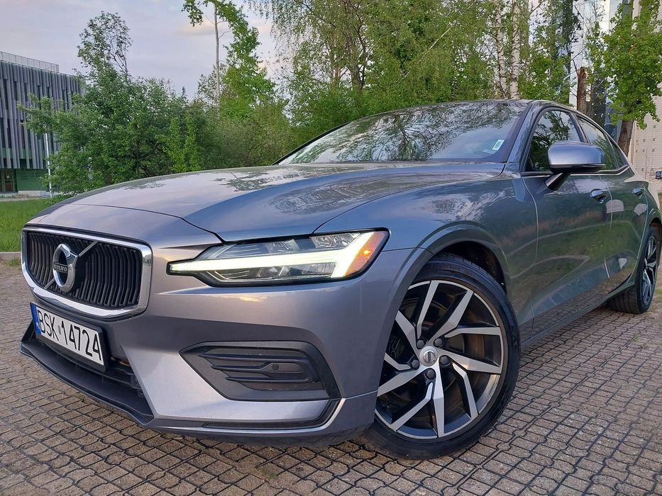 Volvo S60 VOLVO S60 T5 Momentum