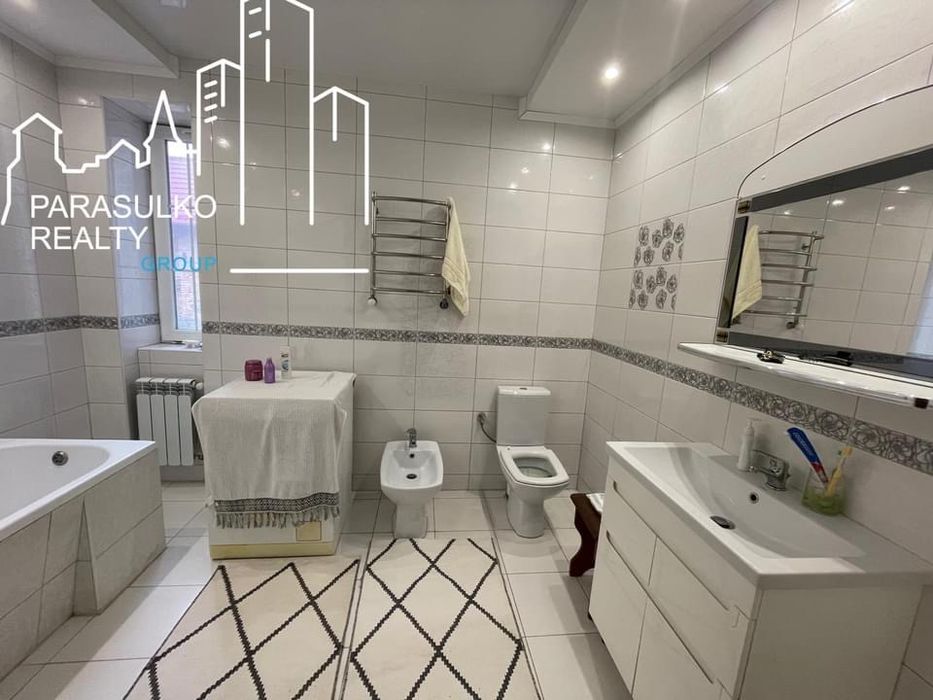 Продам просторий будинок!