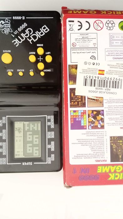 Conjunto de 2 consolas jogos.