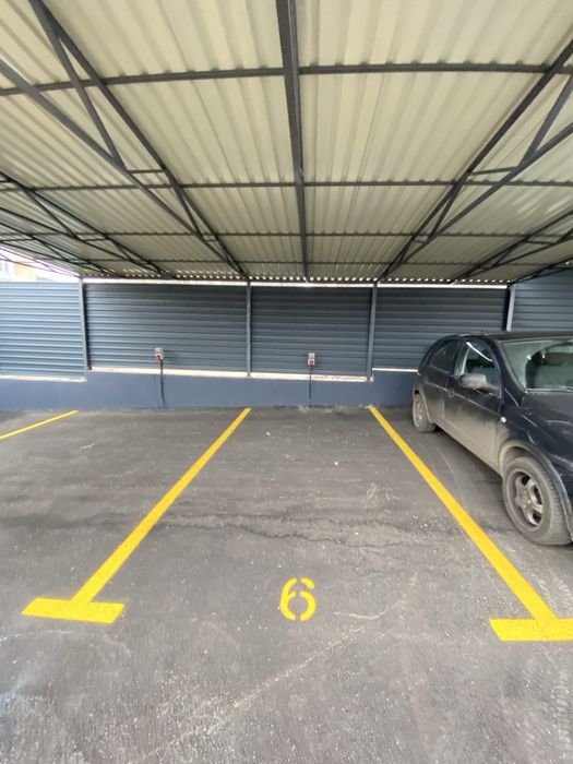 Здам паркомісце з навісом, відеонаглядом та зарядкою для електромобіля