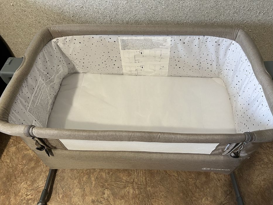 Kinderkraft приставне ліжечко-люлька