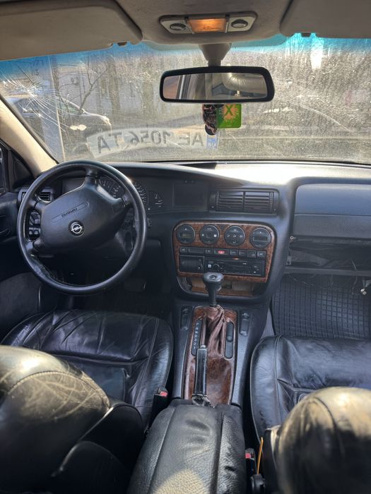 Opel omega b 1996