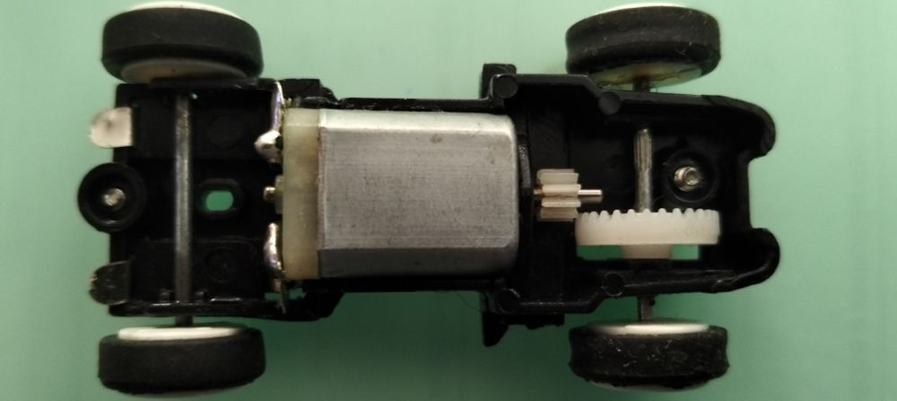 Vendo 3 carrinhos de pista