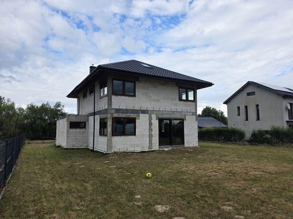 Dom na sprzedaż, 3 pokoje, 200 m², Boża Wola