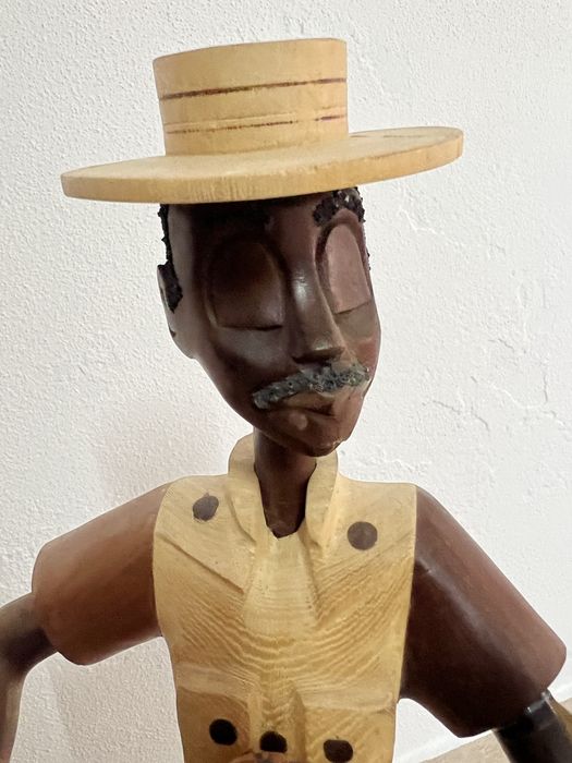 Esculturas de Madeira - Artesanato Cubano