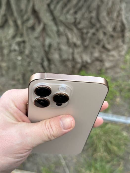 Продам IPhone 16 PRO MAX 256 Neverlock