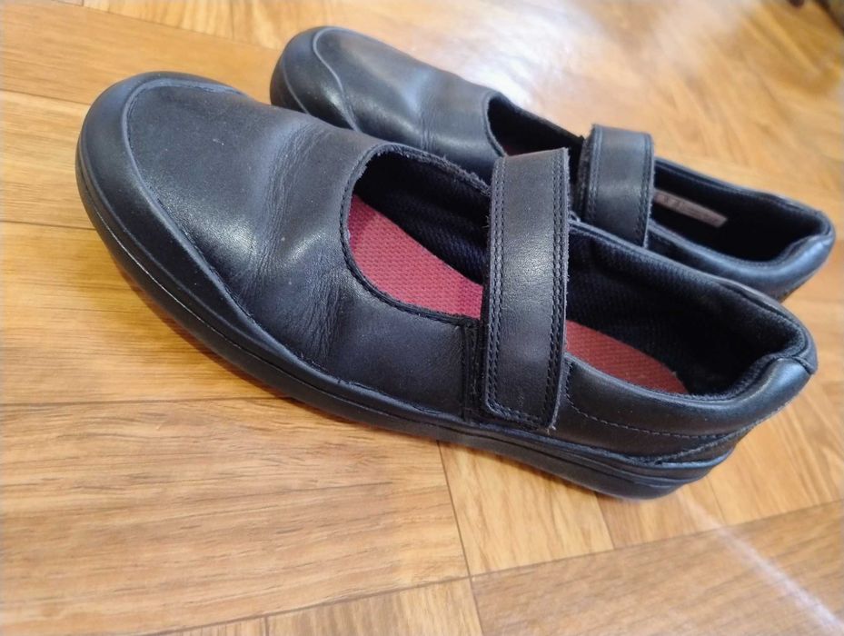 Дитячі дуфлі для дівчинки, Clarks 34 р