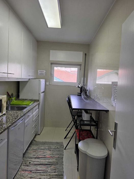 Quarto junto ao ISCAP e Hosp. São João