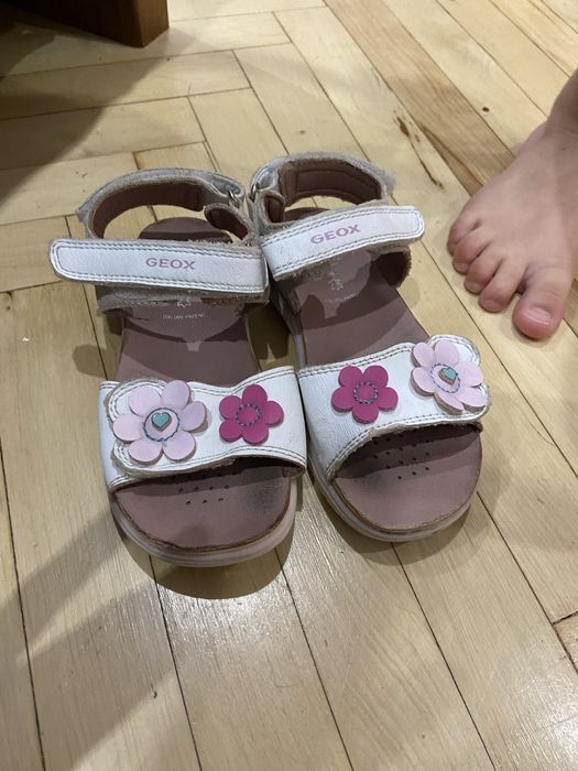 Босоніжки сандалі geox 26