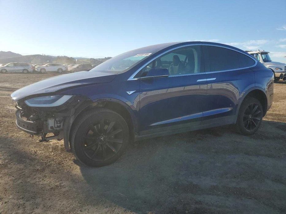 Капот Tesla Model X PBSB