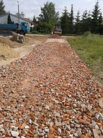 Utwardzanie Budowa Drogi Utwardzenie Terenu Kliniec Kruszywo Koparka