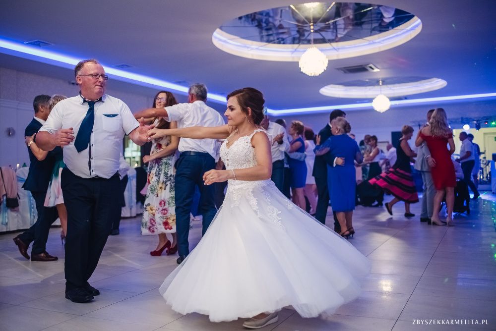 Sukienka Ślubna V-36 IVORY