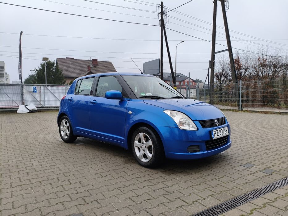 Suzuki Swift 1.3 benzyna  5 drzwi ekonomiczny klimatyzacja