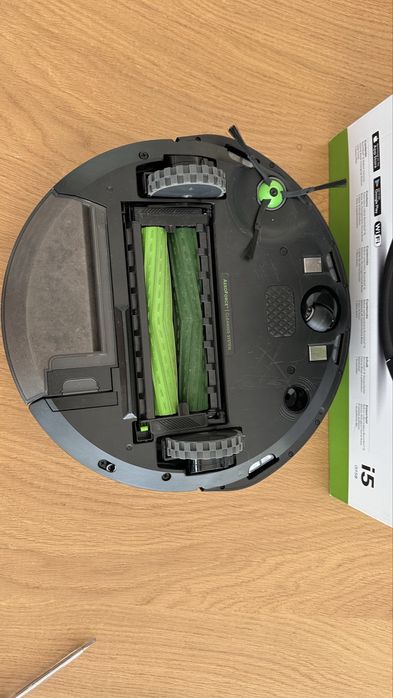 Roomba iRobot i5 – Aspirador Robot Wi-Fi - como novo