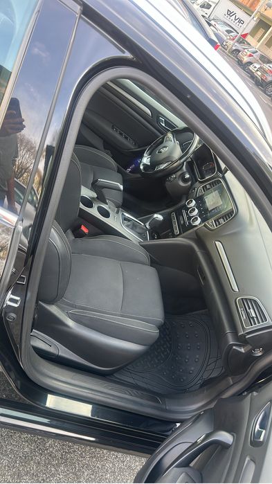 Renault megane 1.5 Space tour 1.5 diesel engine ( Push button start