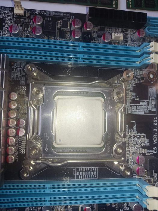 Комп'ютер 2200гр