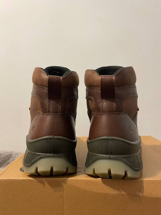 Męskie buty ECCO Track 25 w rozmiarze 45
ECCO Track 25.