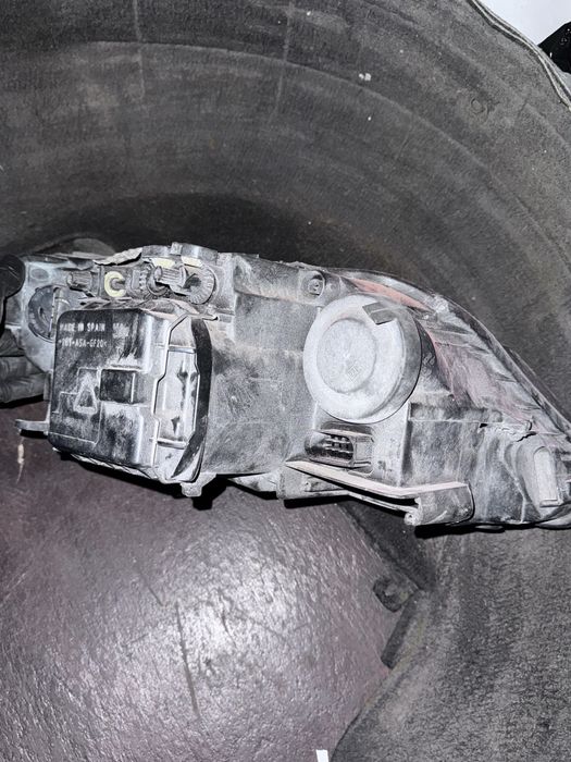 Lampa lewa halogen Seat Exeo przed lift