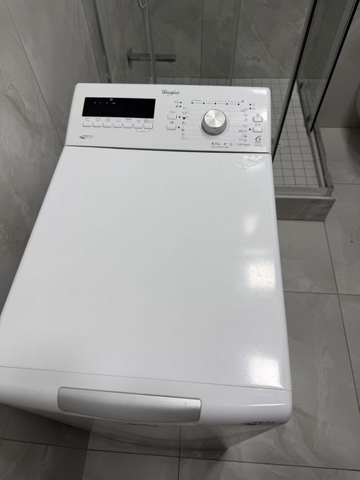 Стиралка Whirlpool б,у в хорошем состояние