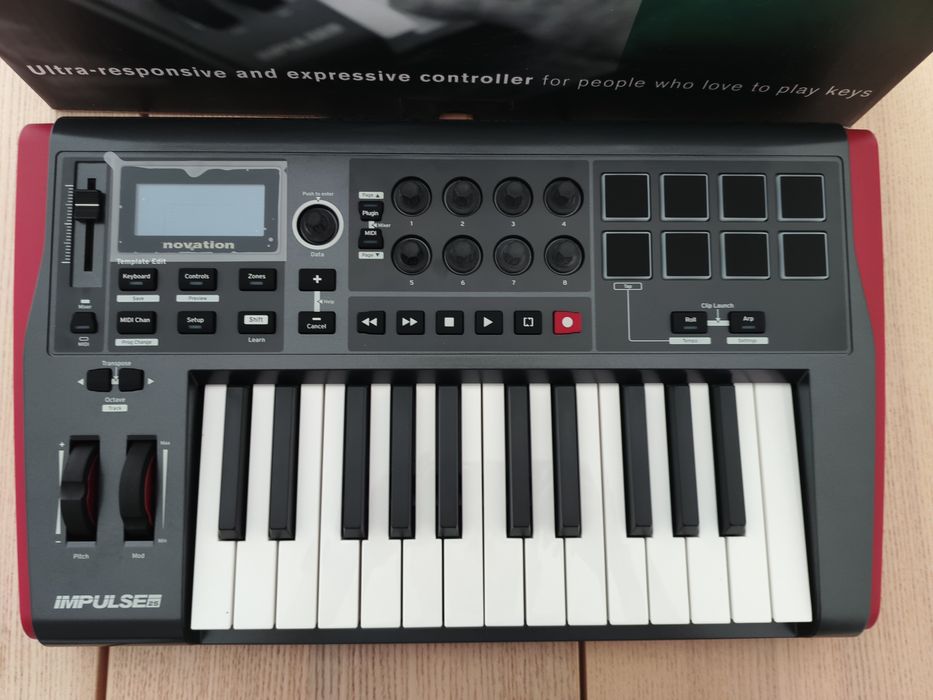Novation Impulse 25 (never used, just unboxed)