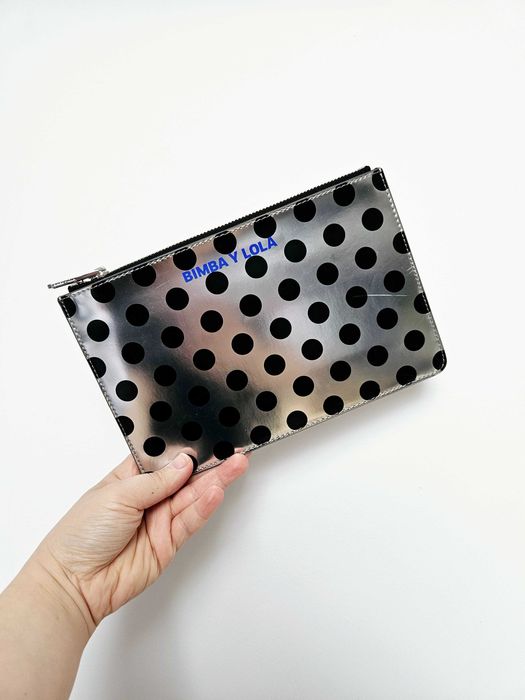 BIMBA Y LOLA Srebrna kopertówka saszetka w kropki