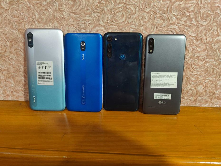 Лот телефонів повністю робочих