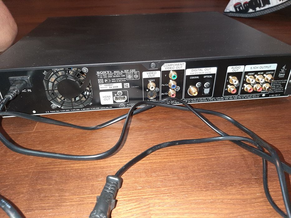 Продам SONY DVD BLU-RAY PLAYER BDP -S300