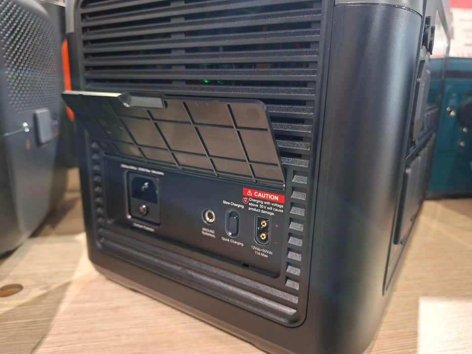 Акція! Зарядна станція 1800W OUKITEL P1000E Plus 1024 Вт/год