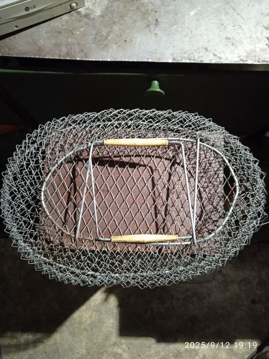 Садок, сітка, рибалка