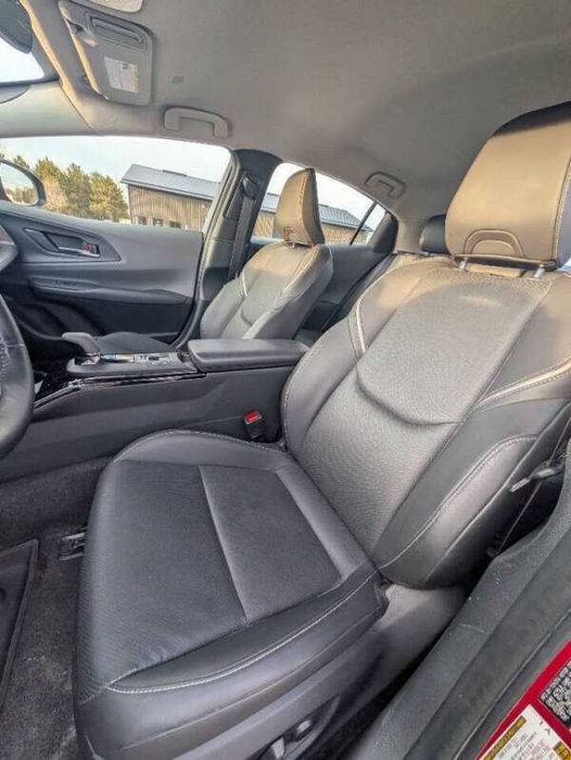 2024 Toyota Prius XLE