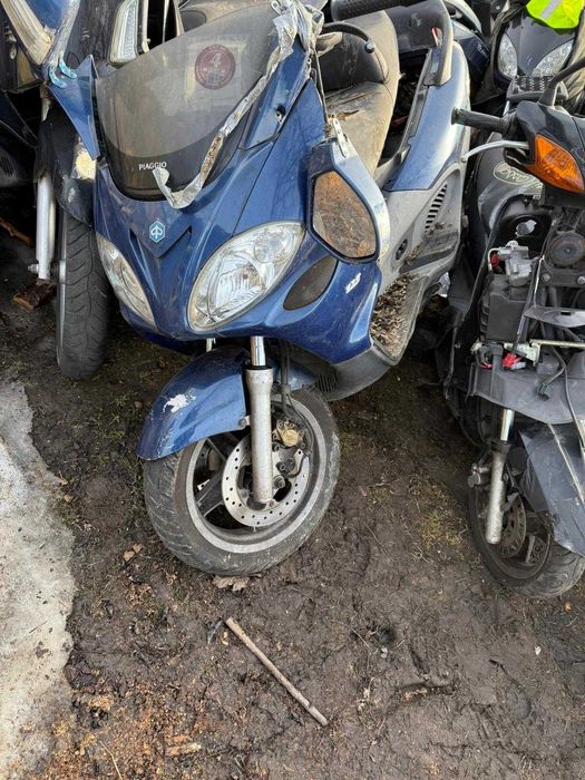 PIAGGIO X9 125 silnik części licznik gaźnik stelaż tył pompa kanapa