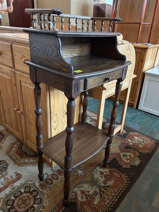 Wysoki stolik pomocniczy/ konsola