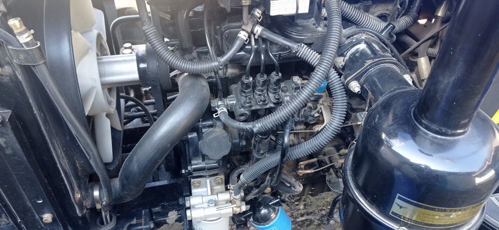 Продам ДТЗ-5244HPX.