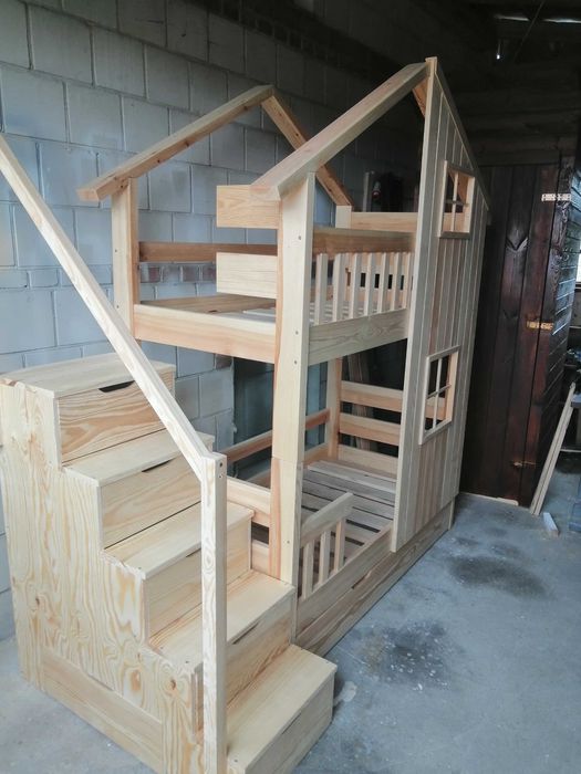 Łóżka piętrowe na wymiar