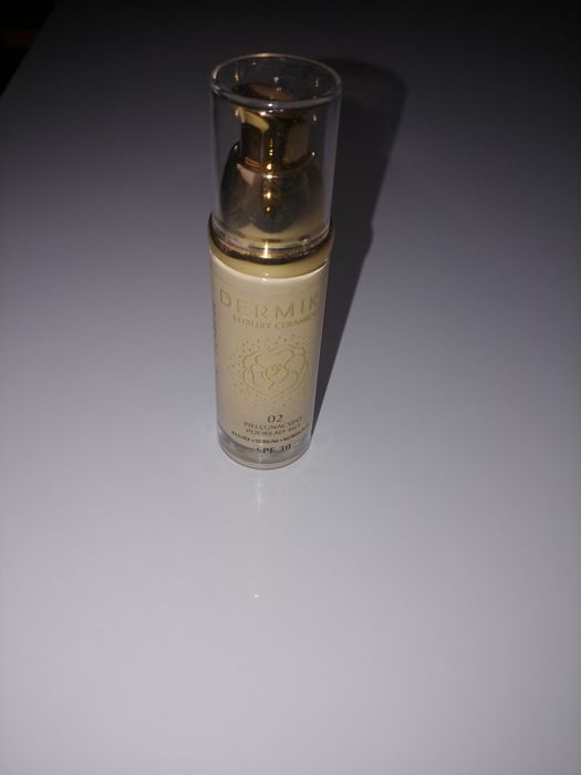 Dermika podkład do twarzy