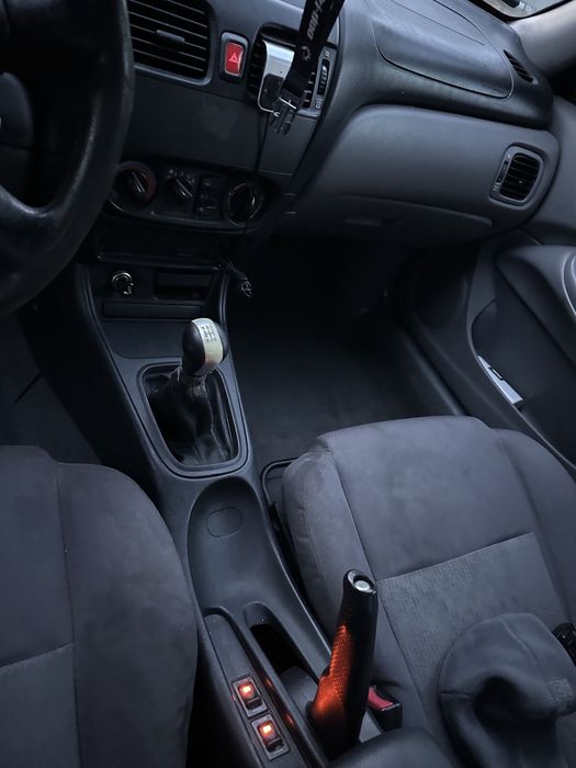Nissan Almera N16